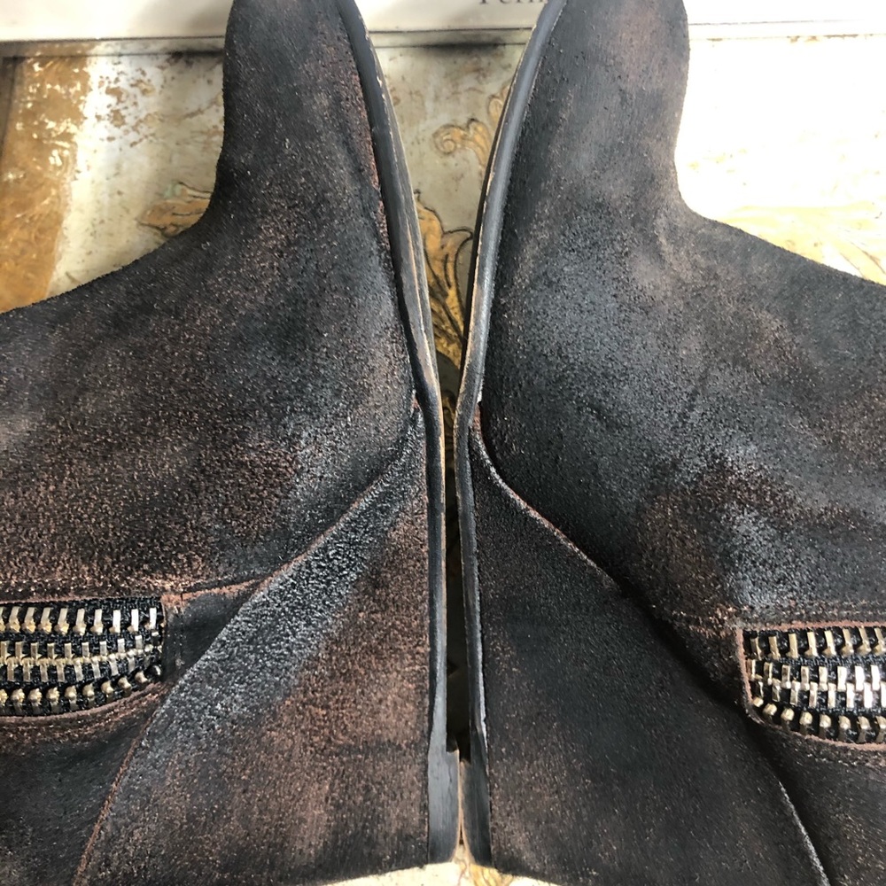 Sz7-FREE PEOPLE DISTRESSED BLACK/BROWN SUEDE BOOTS - Picture 7 of 16